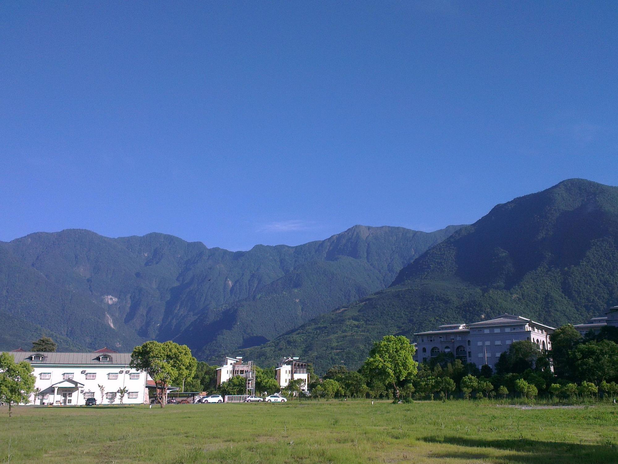 Oak Garden 旅館證號167 民宿證號1359 Hualien Buitenkant foto